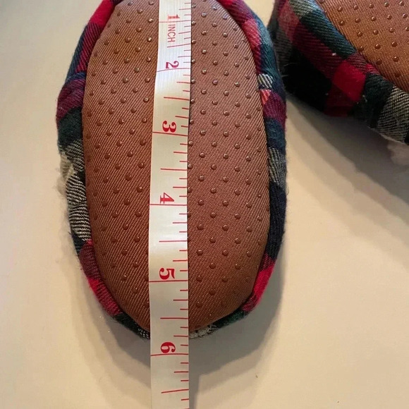 Dearfoams Cody comfort memory foam 5/6 plaid slippers - Picture 5 of 5